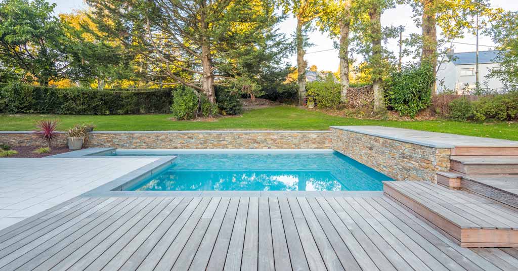 A serene backyard pool